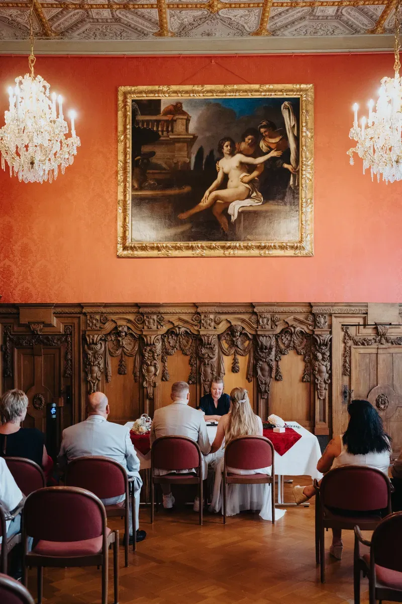 Reportage-Foto der standesamtlichen Trauung von Kimberley und Jan-Niklas auf Schloss Birlinghoven (Bild 16)