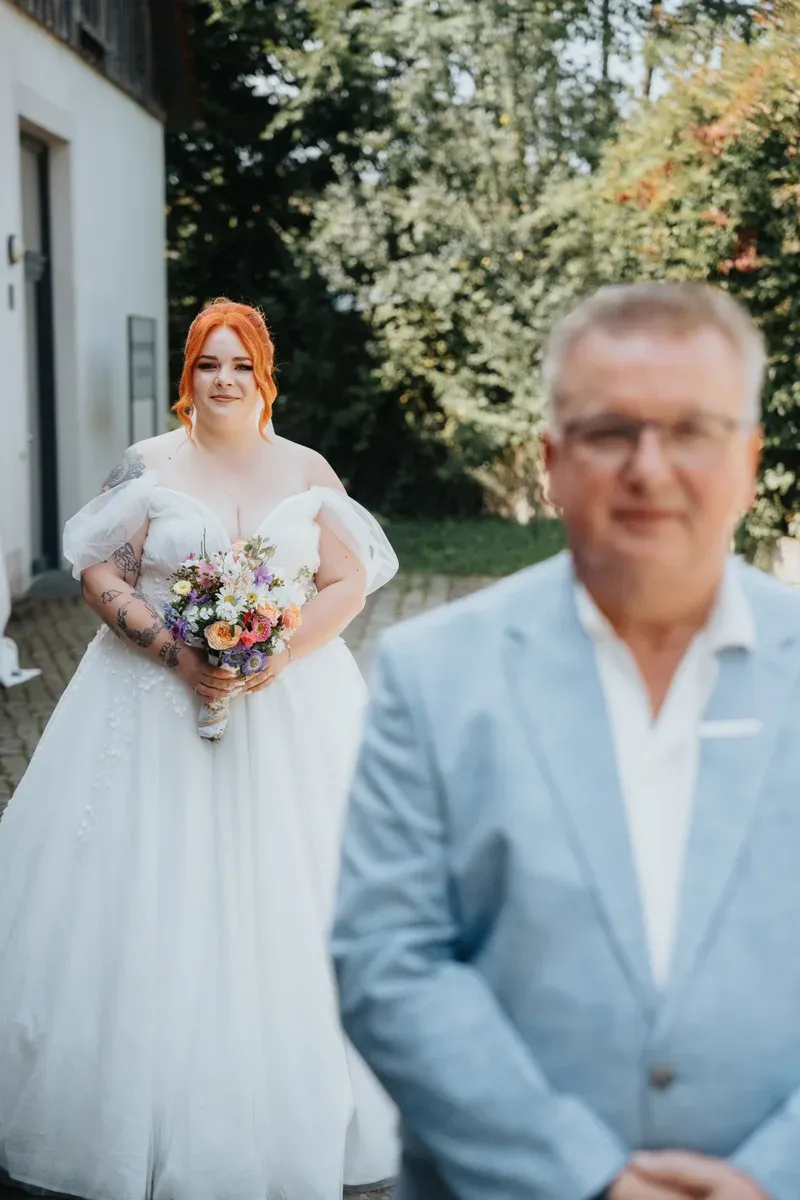 Reportage-Foto der freien Trauung von Kimberley und Julian im LVR-Freilichtmuseum Lindlar (Bild 05)