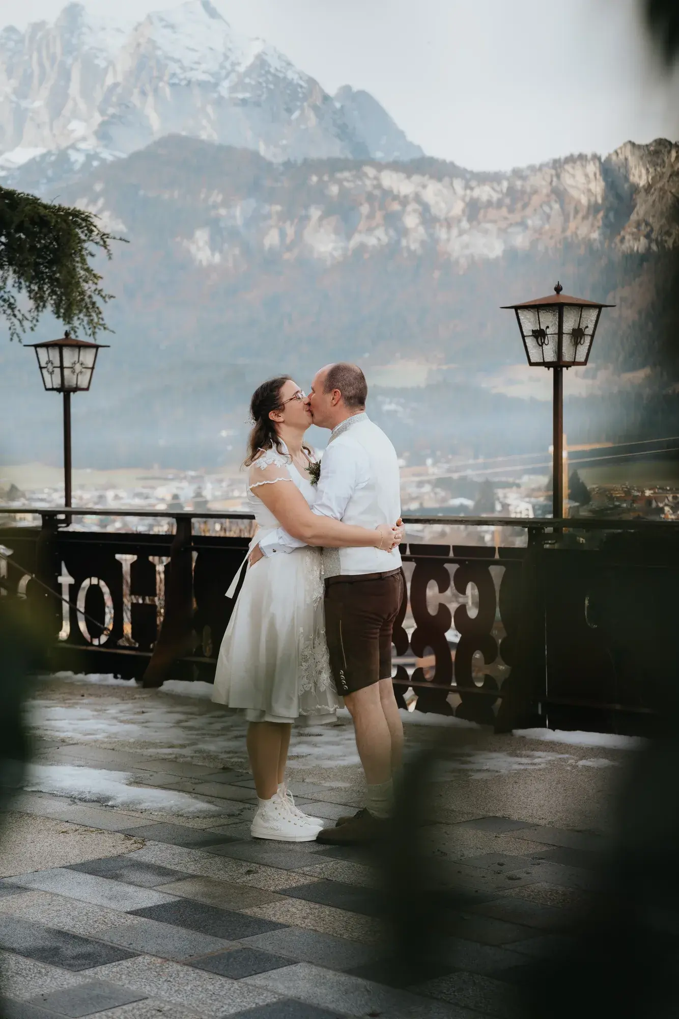 Hochzeit von Angie und Basti in Tirol — Reportage von Philipp Wildfeuer.