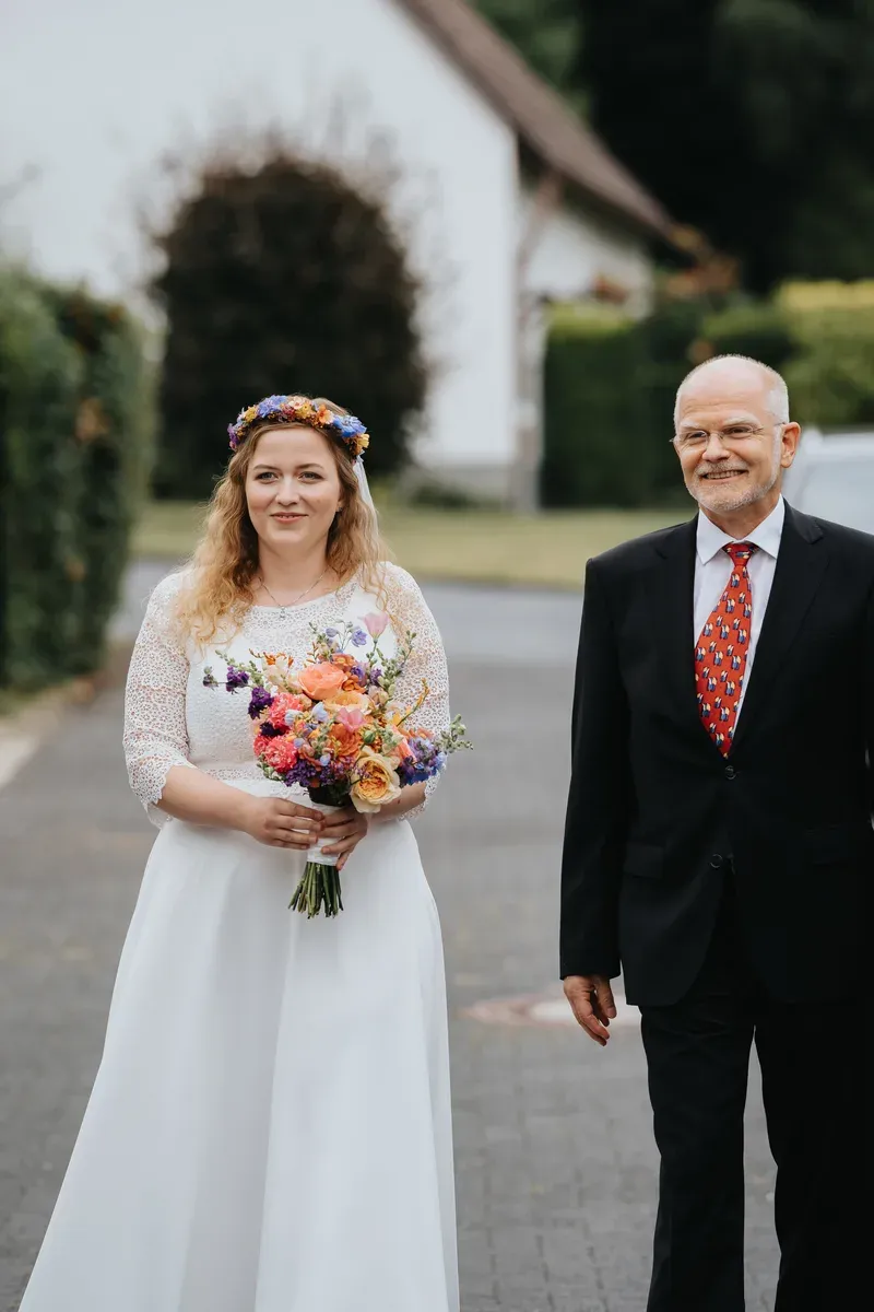 Reportage-Foto der kirchlichen Hochzeit von Anton und Clara im Katholisch-Sozialen Institut Siegburg (Bild 05)
