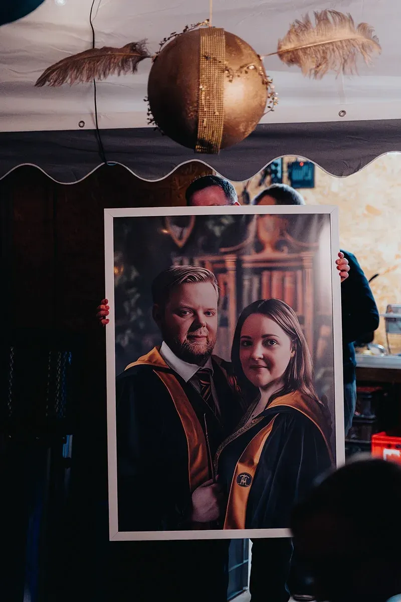 Reportage-Foto der standesamtlichen Trauung von Vanessa und Daniel in der Niederpleiser Mühle (Bild 32)