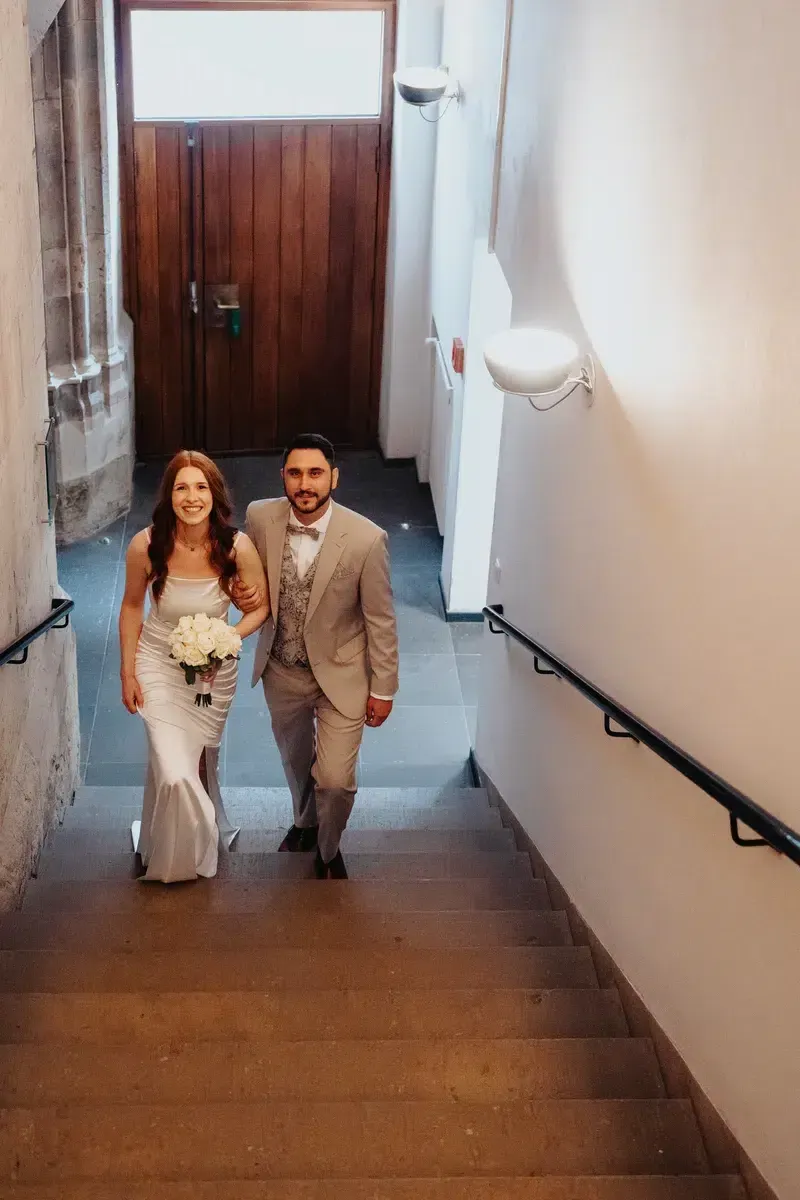 Reportage-Foto der standesamtlichen Trauung von Tabea und Maik im Historischen Rathaus Köln und der Altstadt (Bild 31)