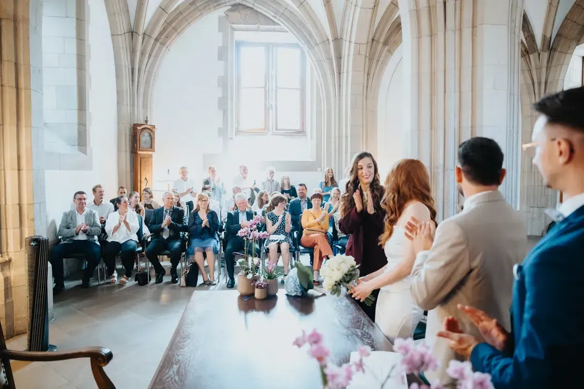 Reportage-Foto der standesamtlichen Trauung von Tabea und Maik im Historischen Rathaus Köln und der Altstadt (Bild 50)