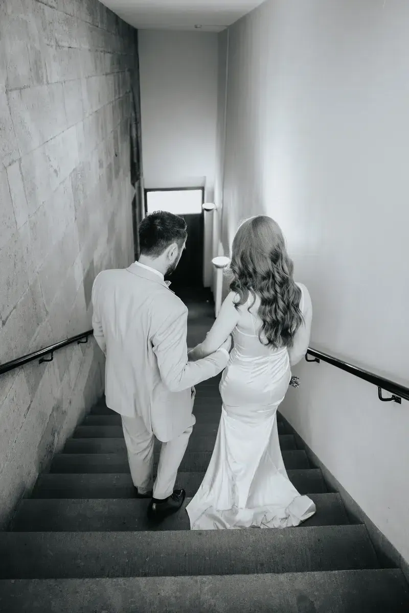 Reportage-Foto der standesamtlichen Trauung von Tabea und Maik im Historischen Rathaus Köln und der Altstadt (Bild 53)