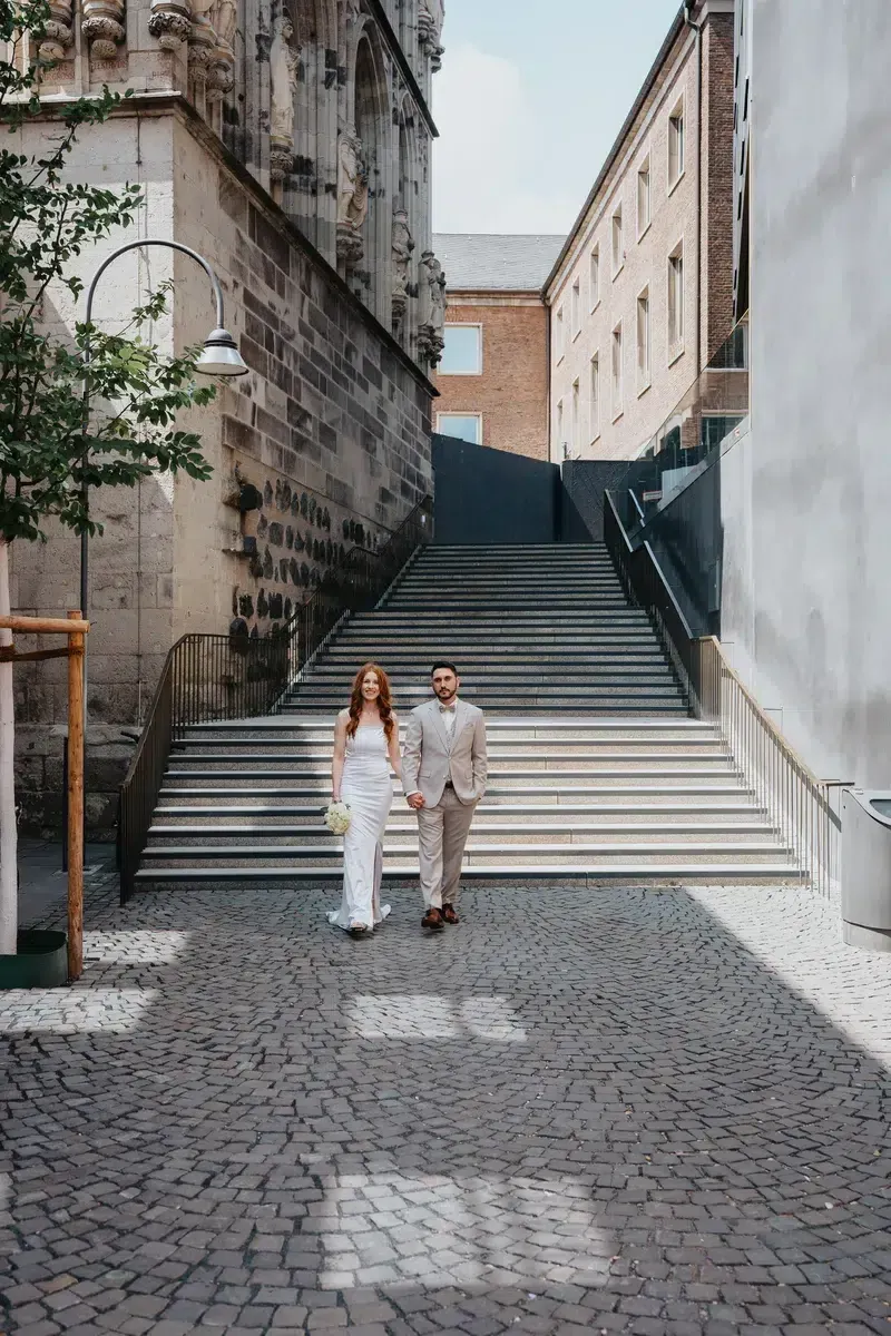 Reportage-Foto der standesamtlichen Trauung von Tabea und Maik im Historischen Rathaus Köln und der Altstadt (Bild 72)