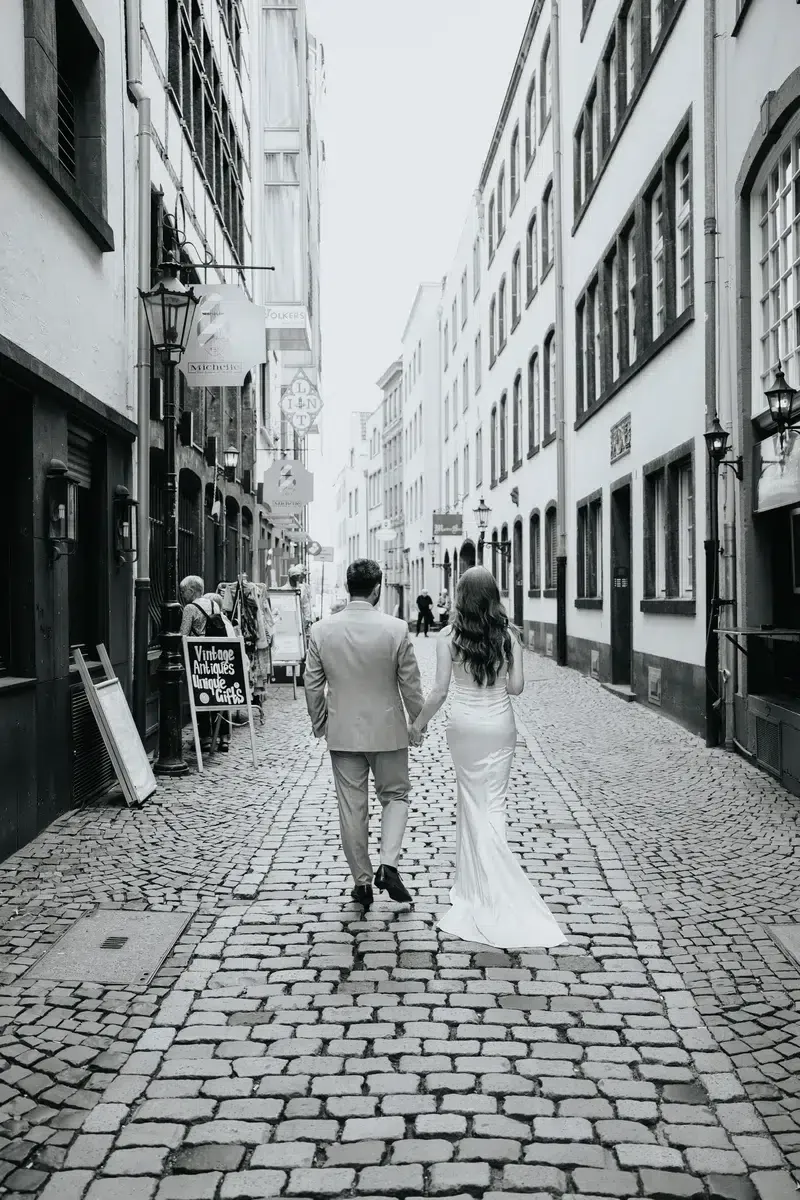 Reportage-Foto der standesamtlichen Trauung von Tabea und Maik im Historischen Rathaus Köln und der Altstadt (Bild 75)