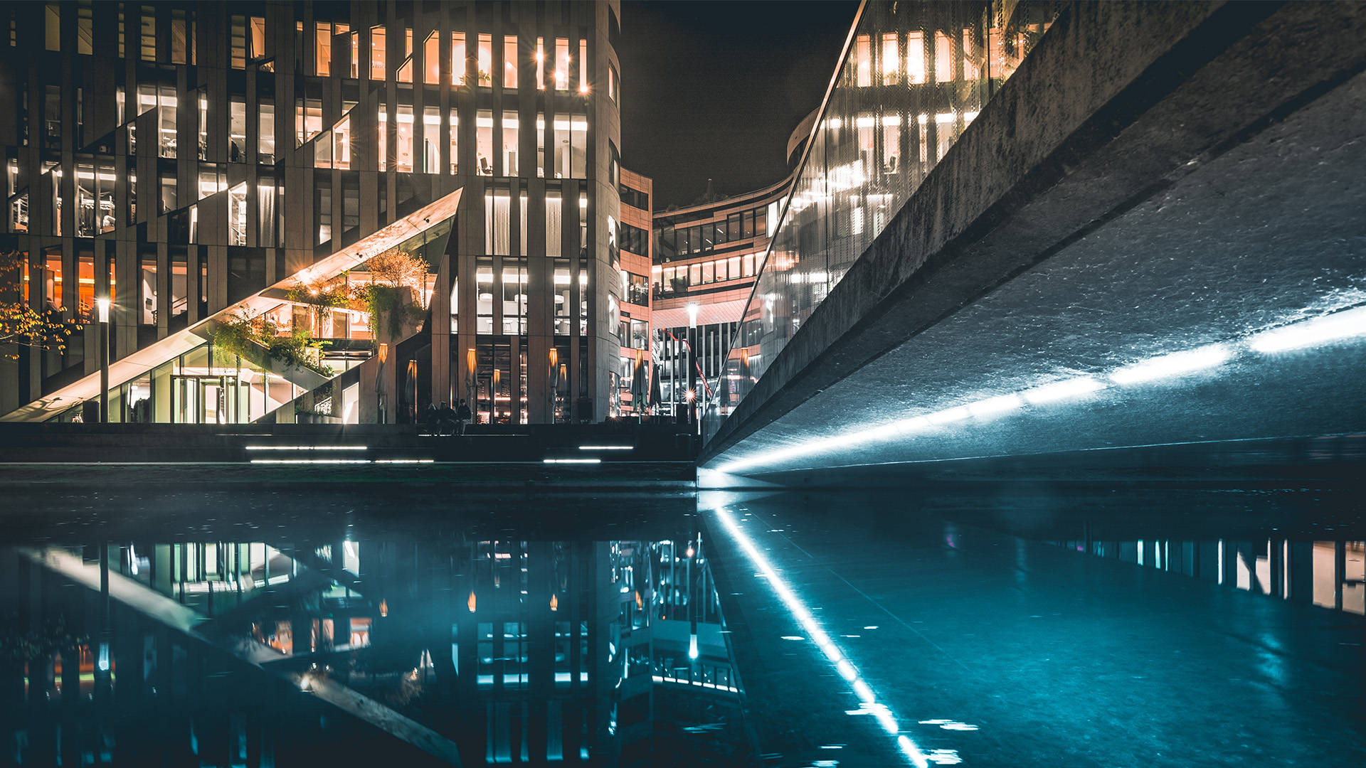Das Bild zeigt eine Gebäude in der Düsseldorfer Innenstadt.